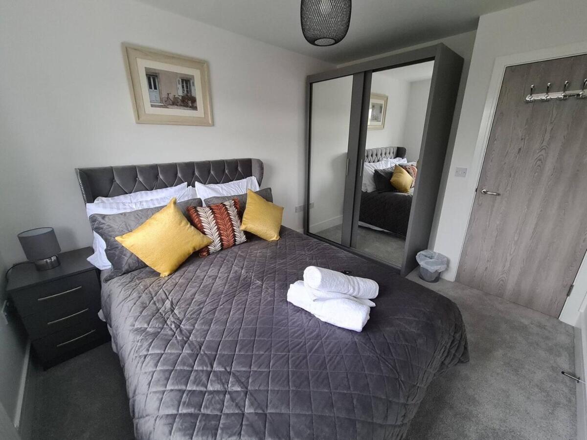 Sav 5 Bed Luxury Detached House In Leicester Humberstone Ruang foto