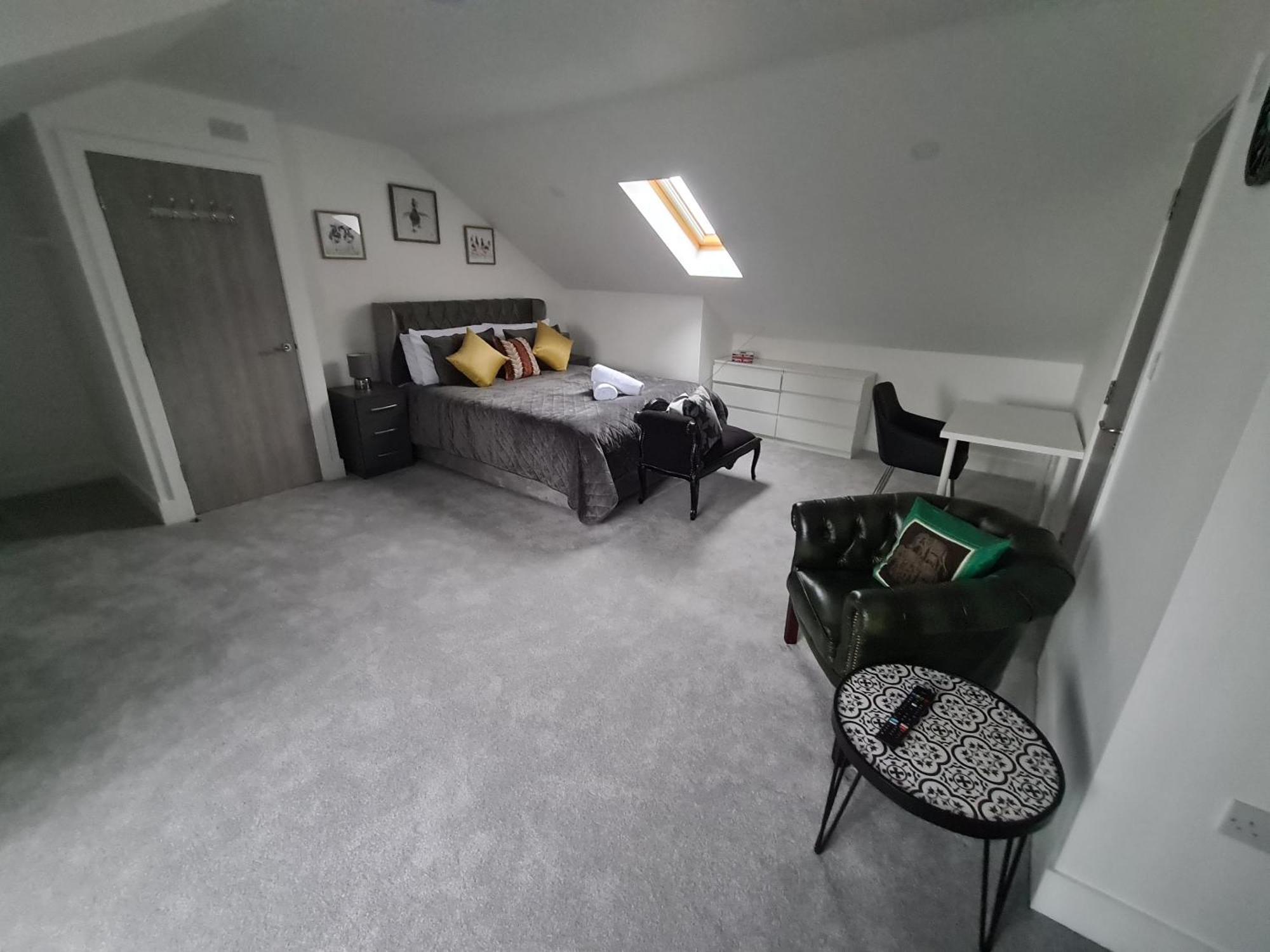 Sav 5 Bed Luxury Detached House In Leicester Humberstone Bagian luar foto