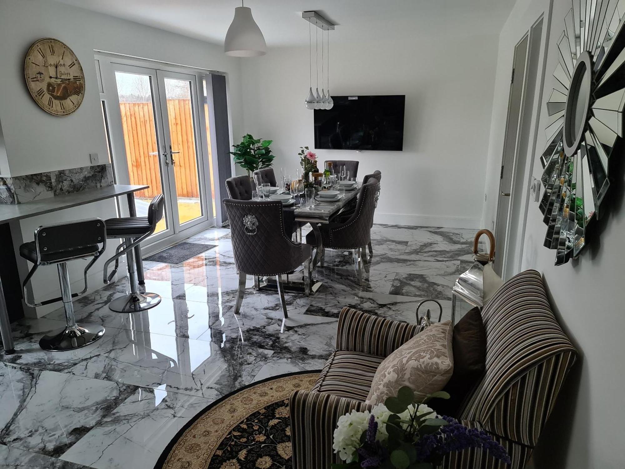 Sav 5 Bed Luxury Detached House In Leicester Humberstone Bagian luar foto